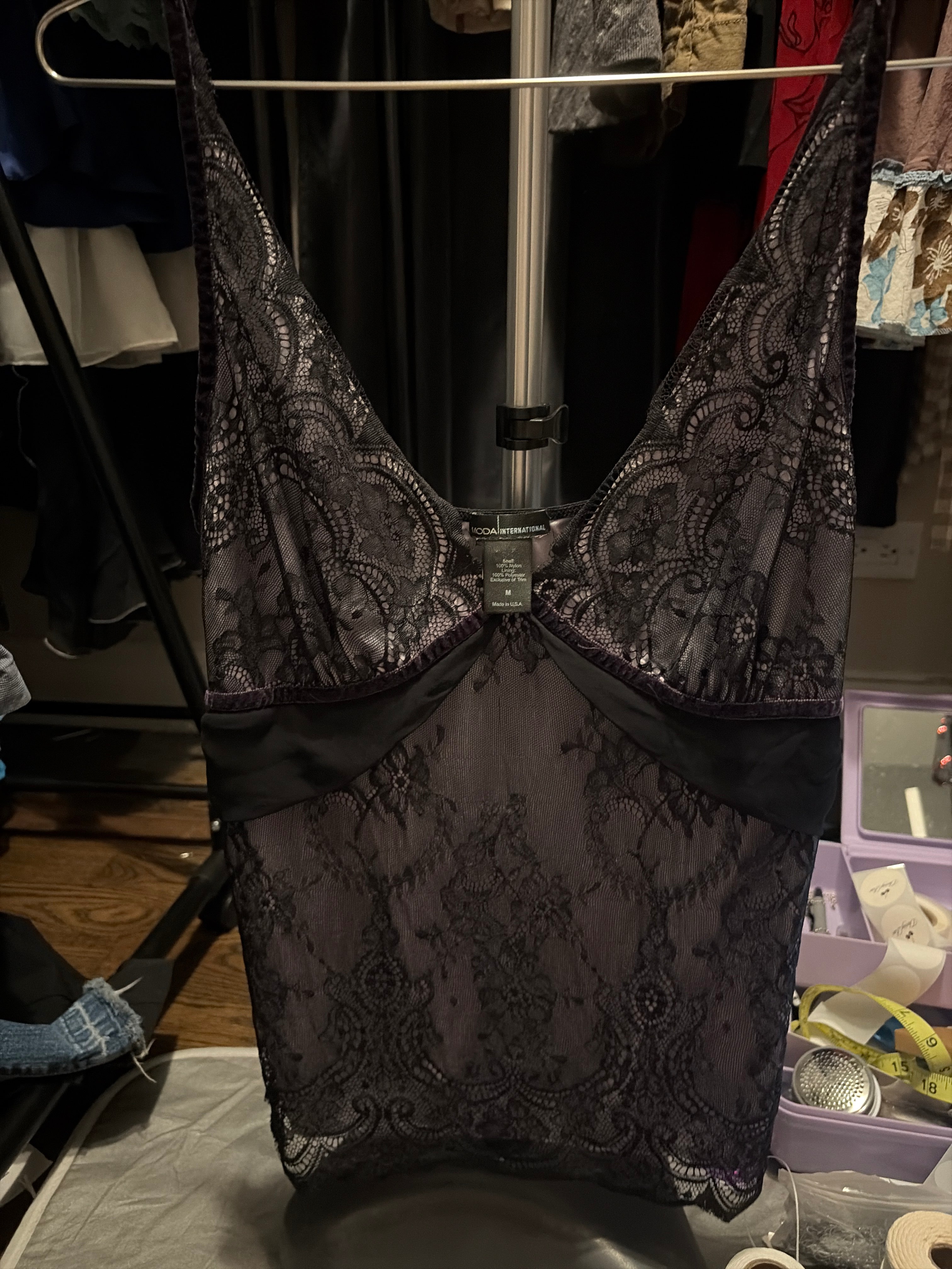Tops - Sleeveless - Moda