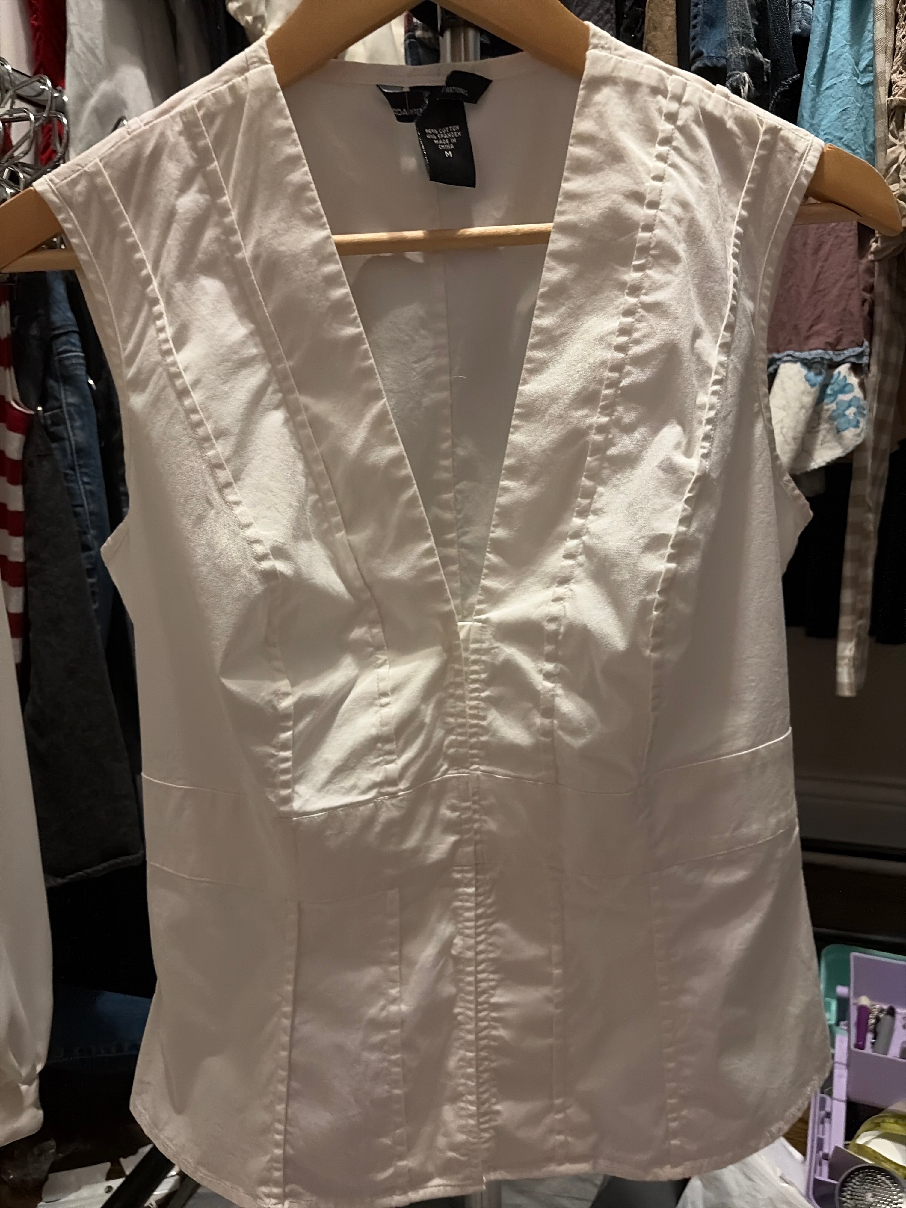 Tops - Sleeveless - Moda