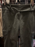 Pants - Capris - Moda