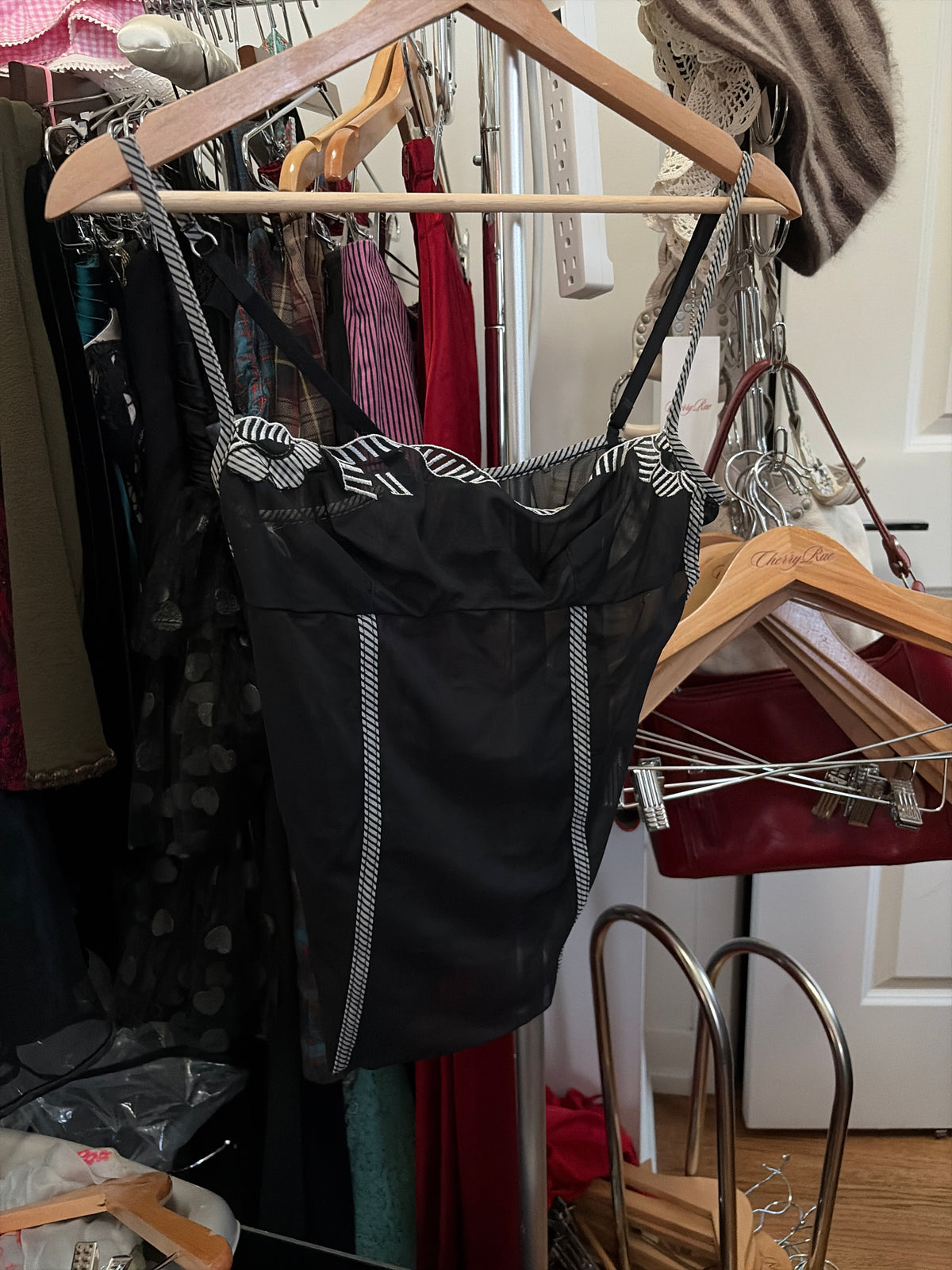 Tops - Sleeveless - Chiarug