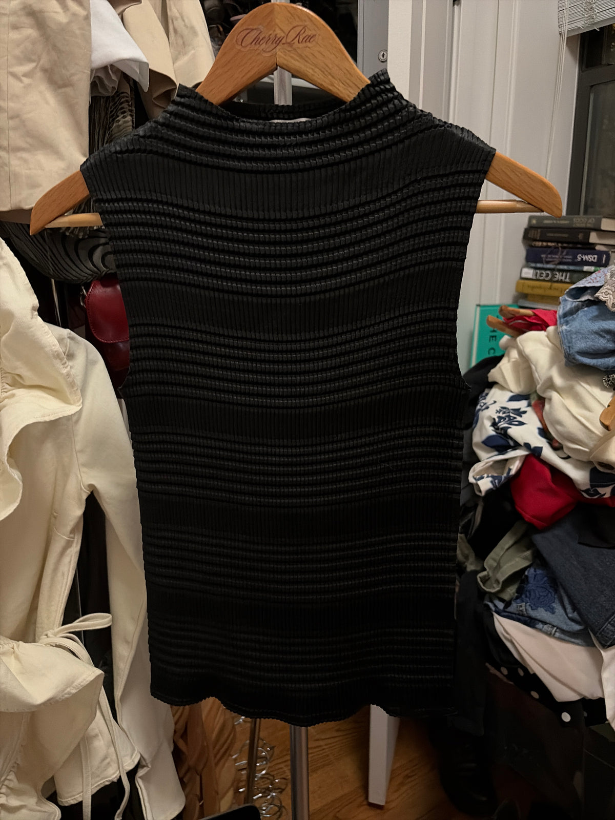 Tops - Sleeveless - Nicola