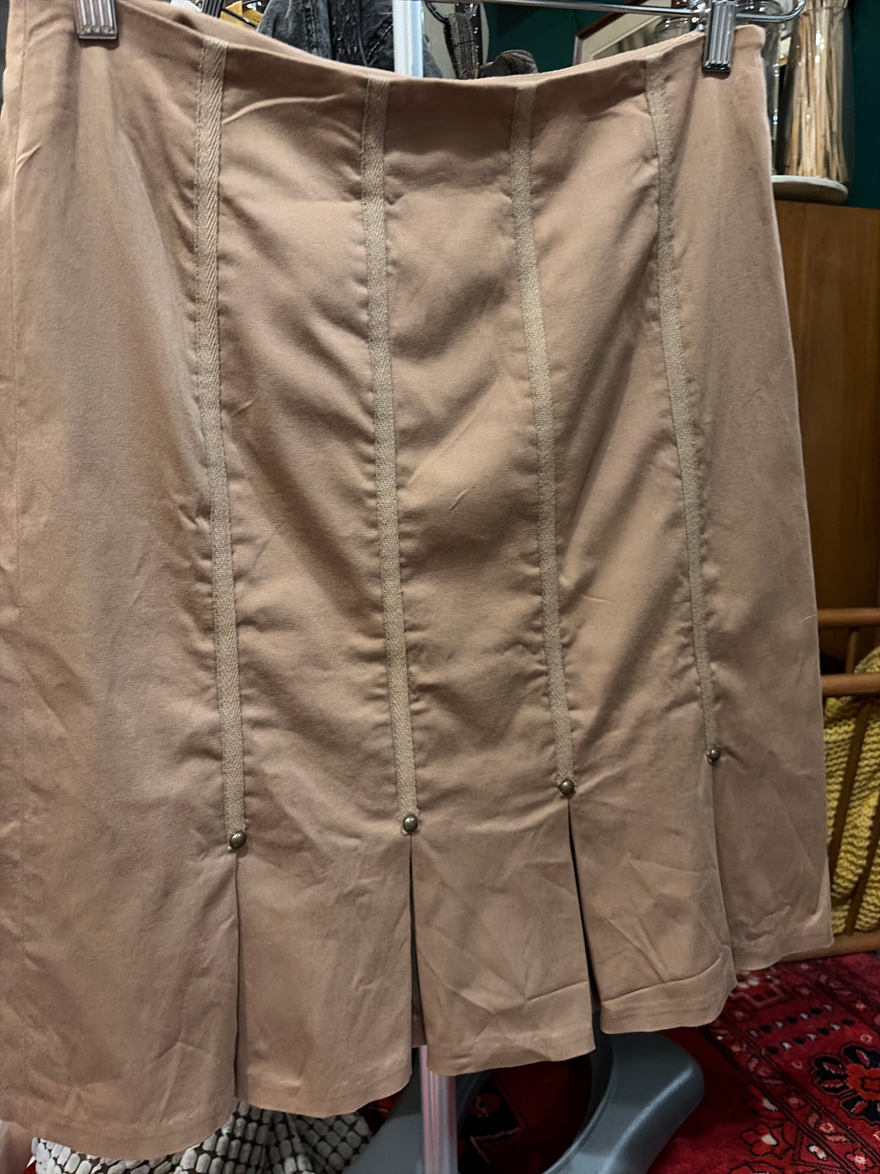 Skirt - Midi - d.Terrell