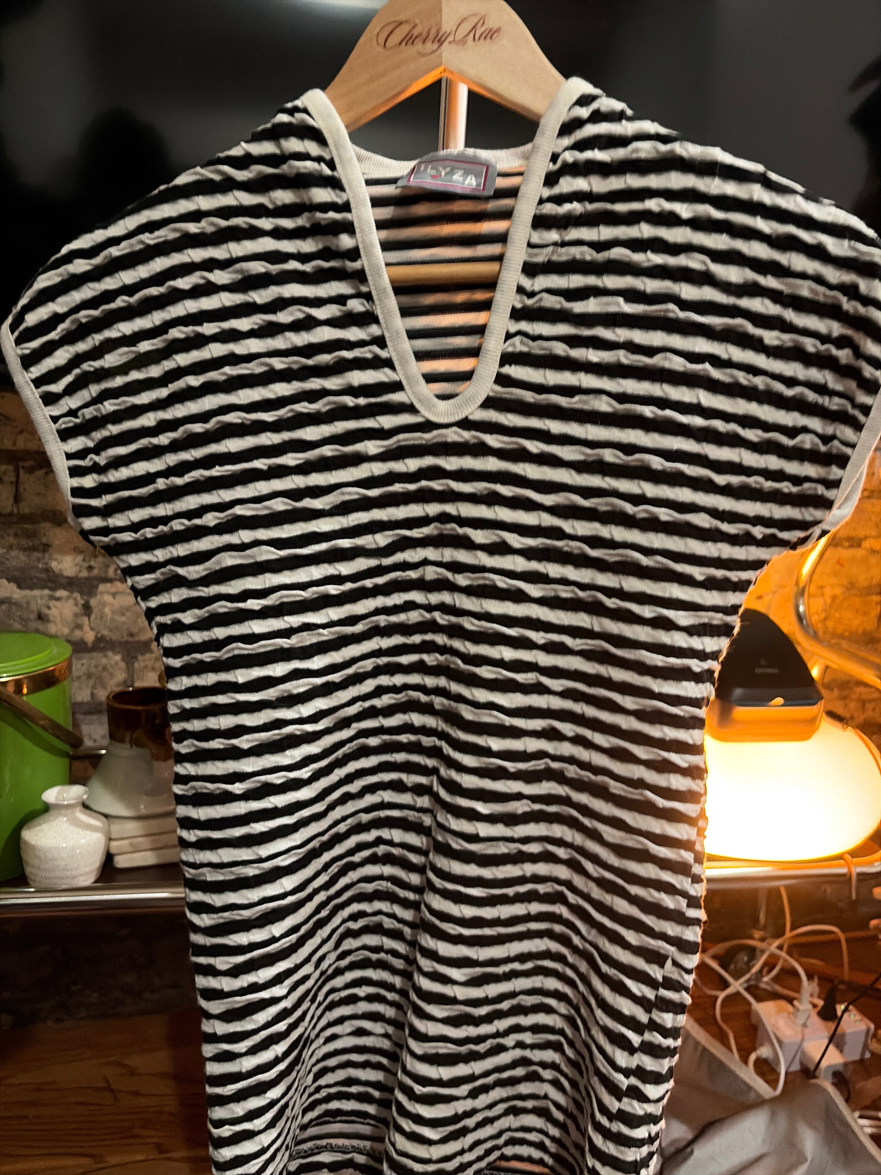 Tops - Short Sleeve - Ilyza