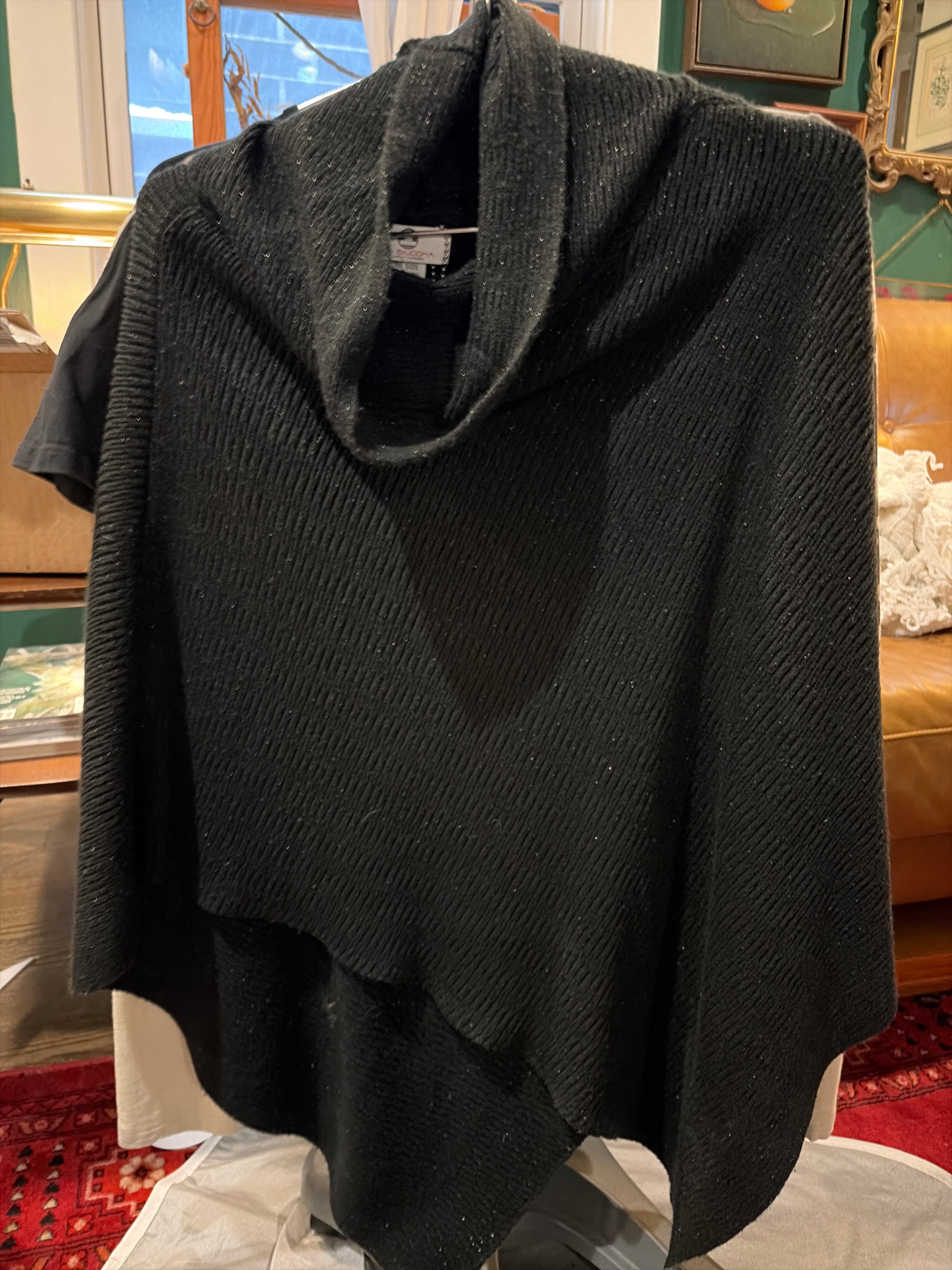 Sweater - Poncho - Big Buddha