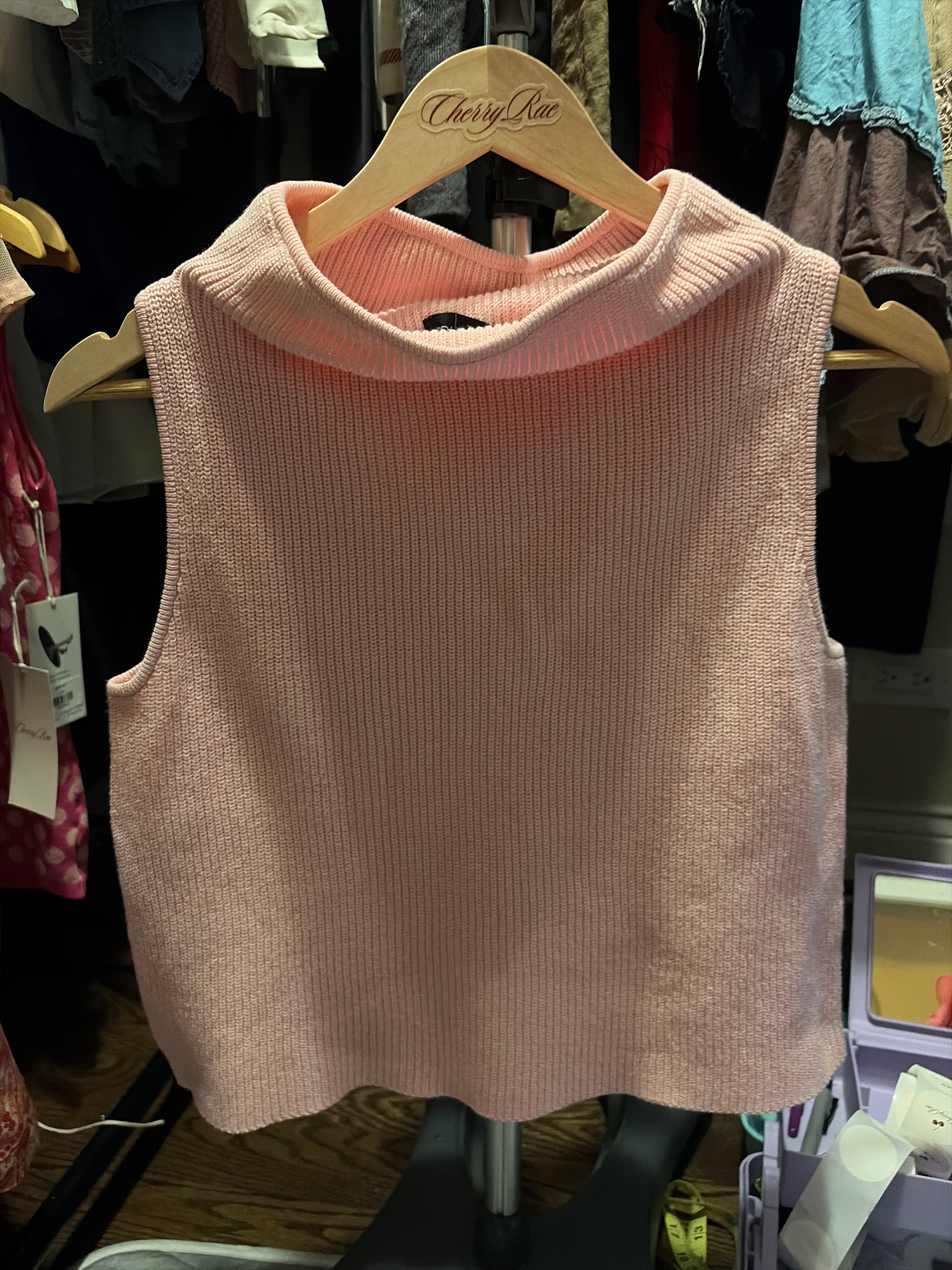 Tops - Sleeveless - Moda