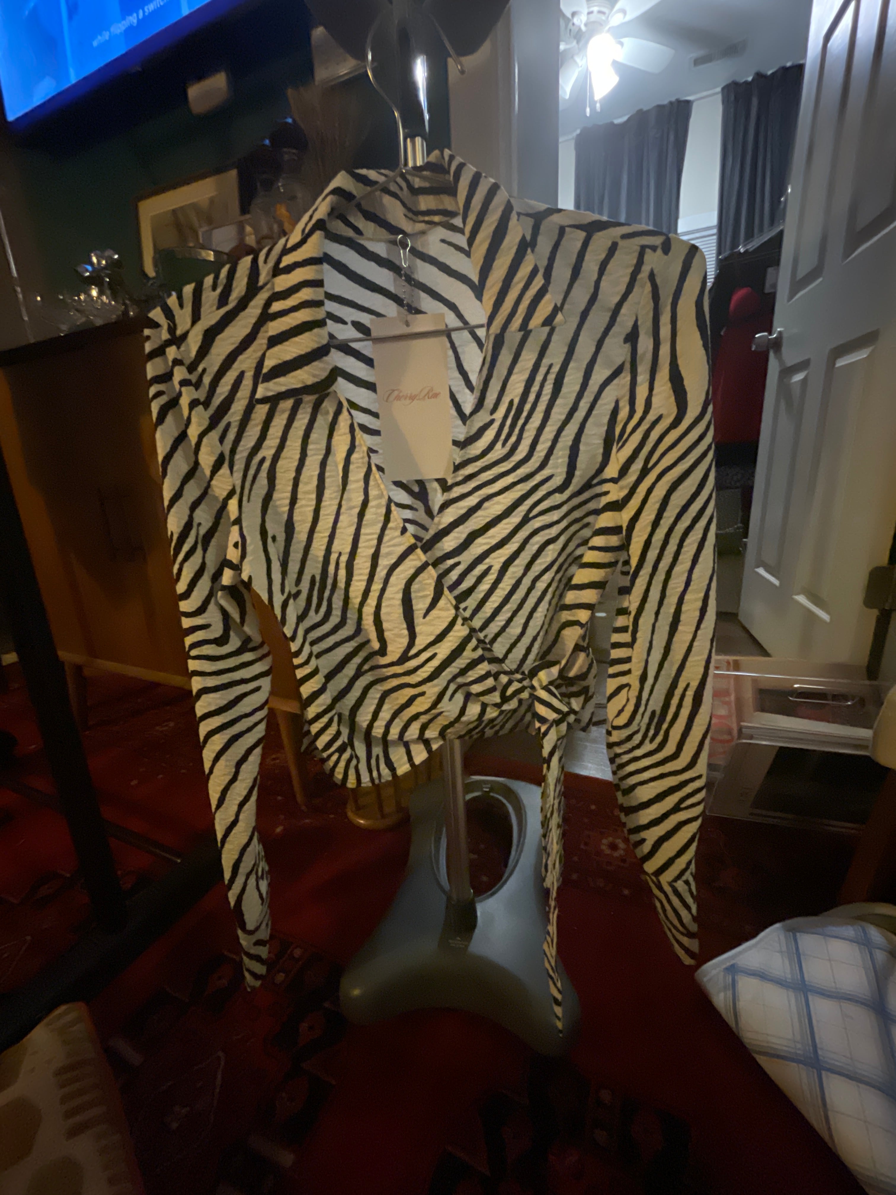Top - Long Sleeve Wrap (Unknown)