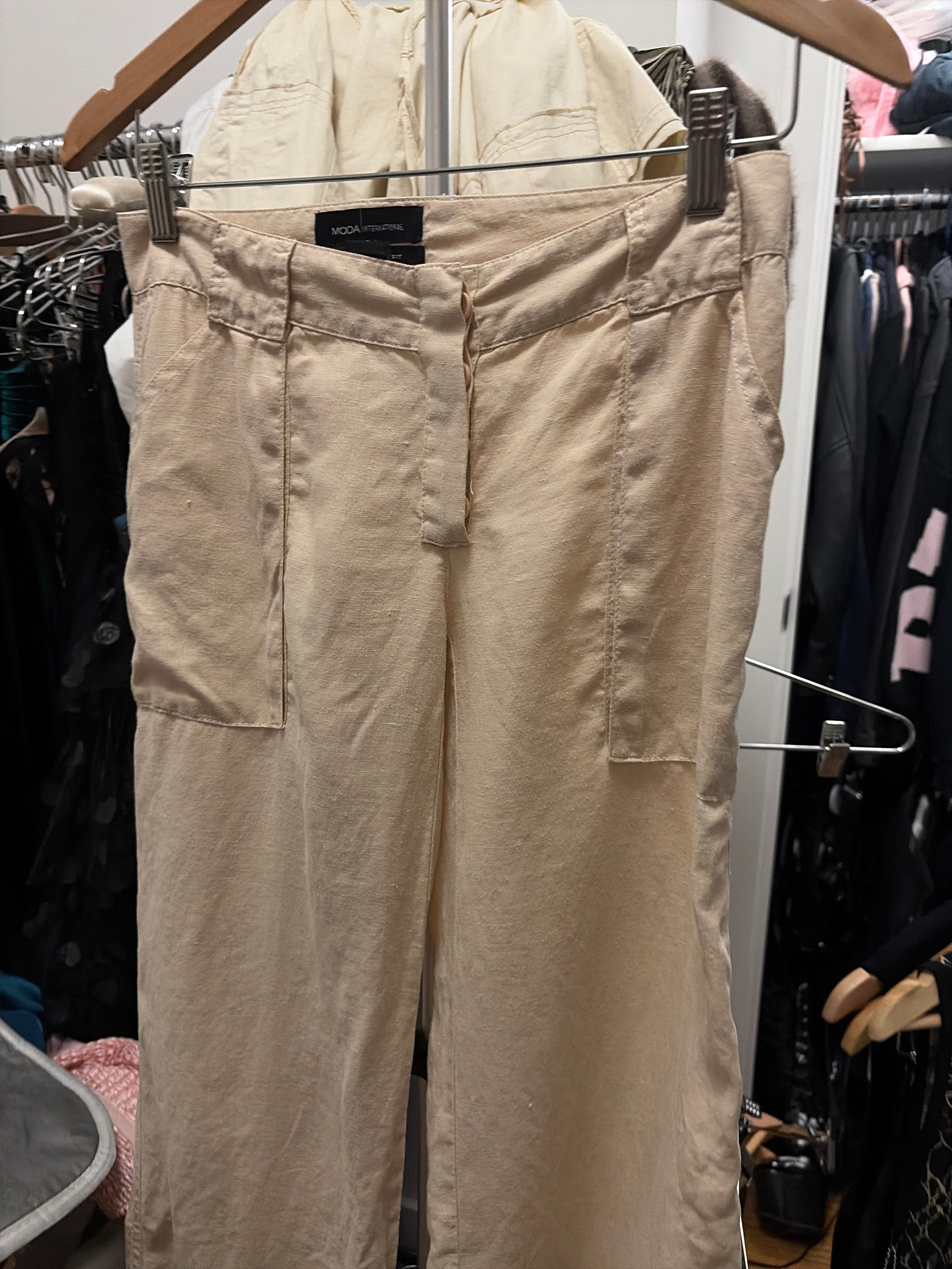 Pants - Moda INTL