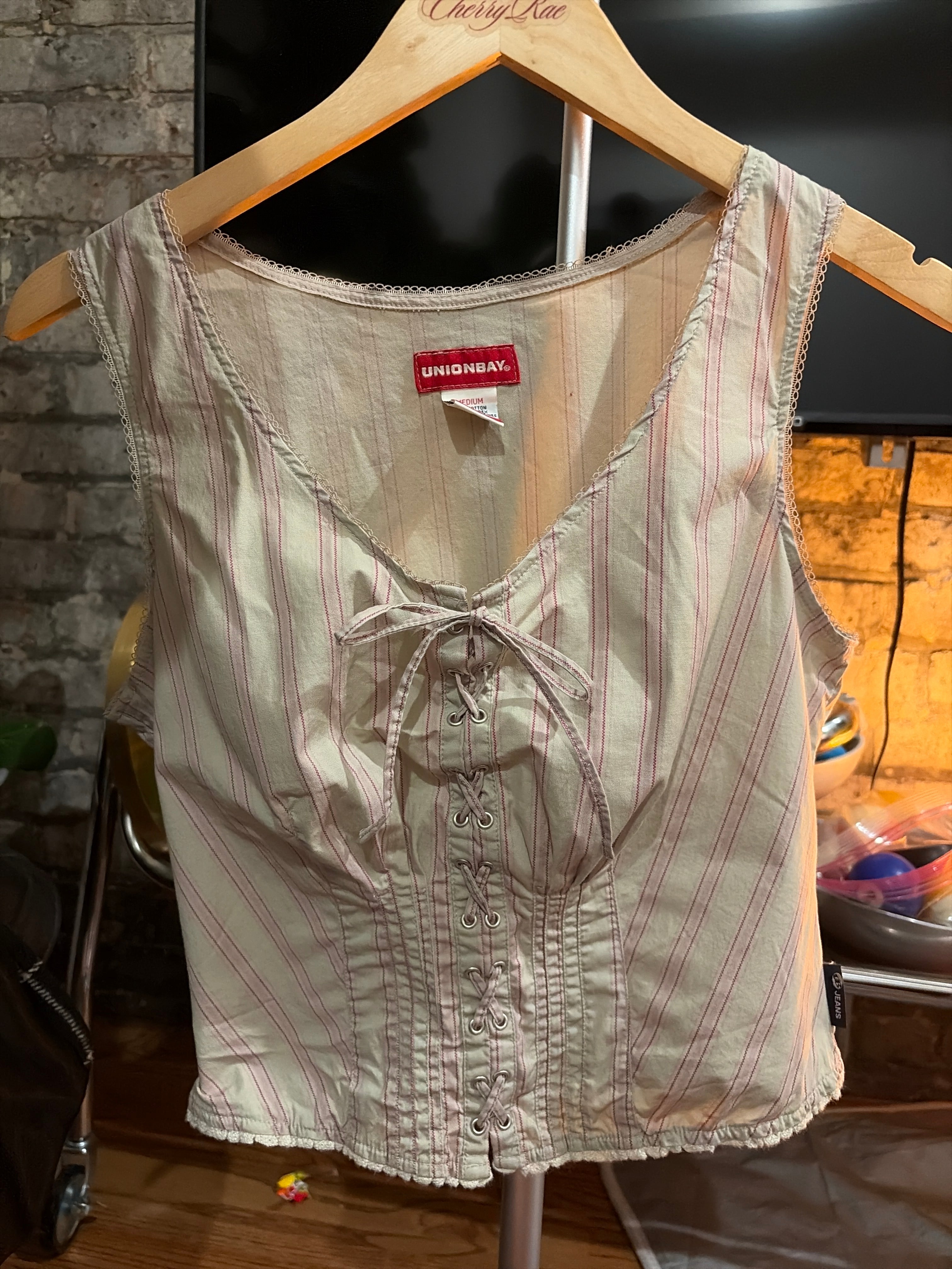 Tops - Sleeveless - Union Bay