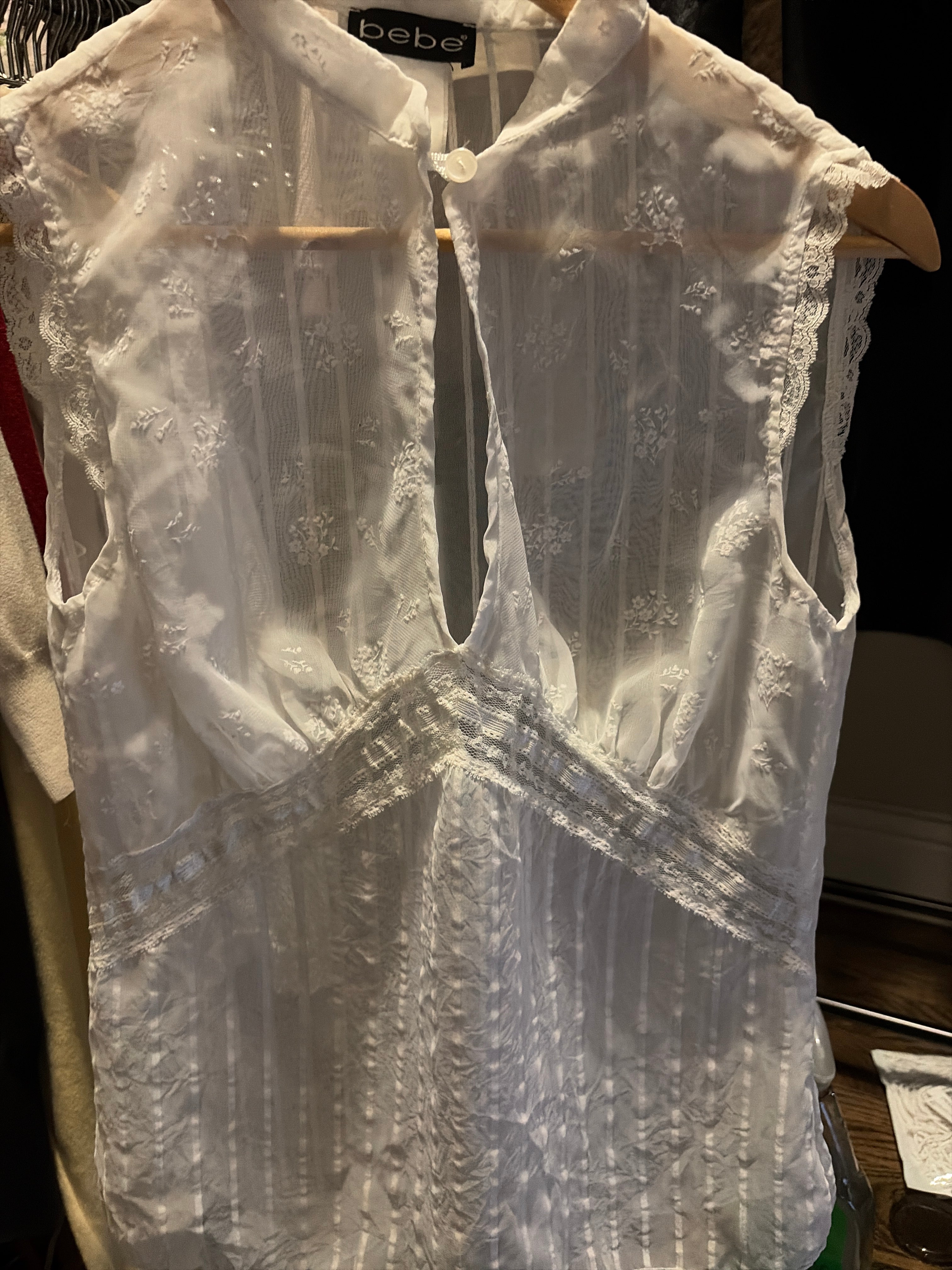 Tops - Sleeveless - Bebe