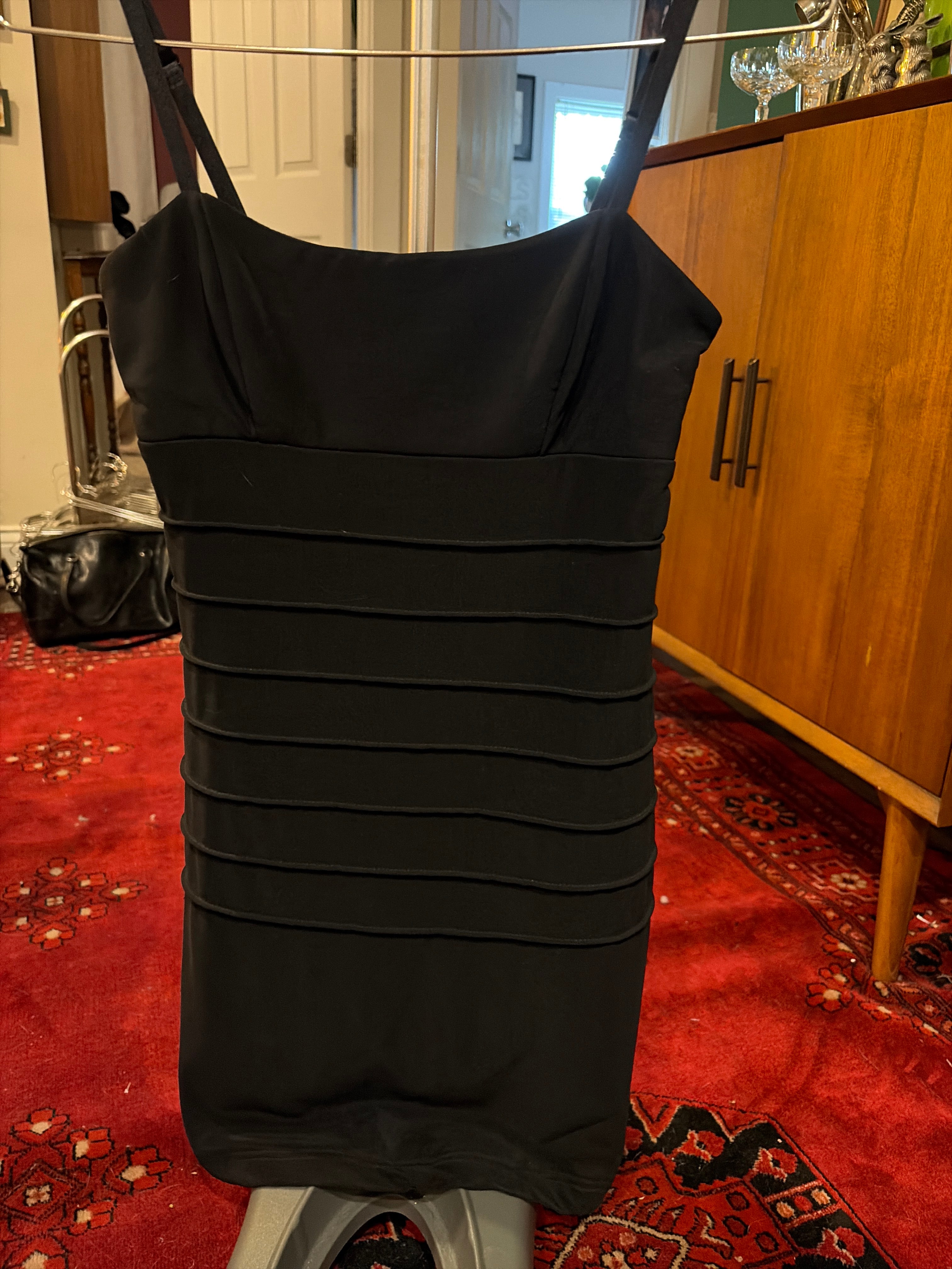 Dress - Short (City Triangles)