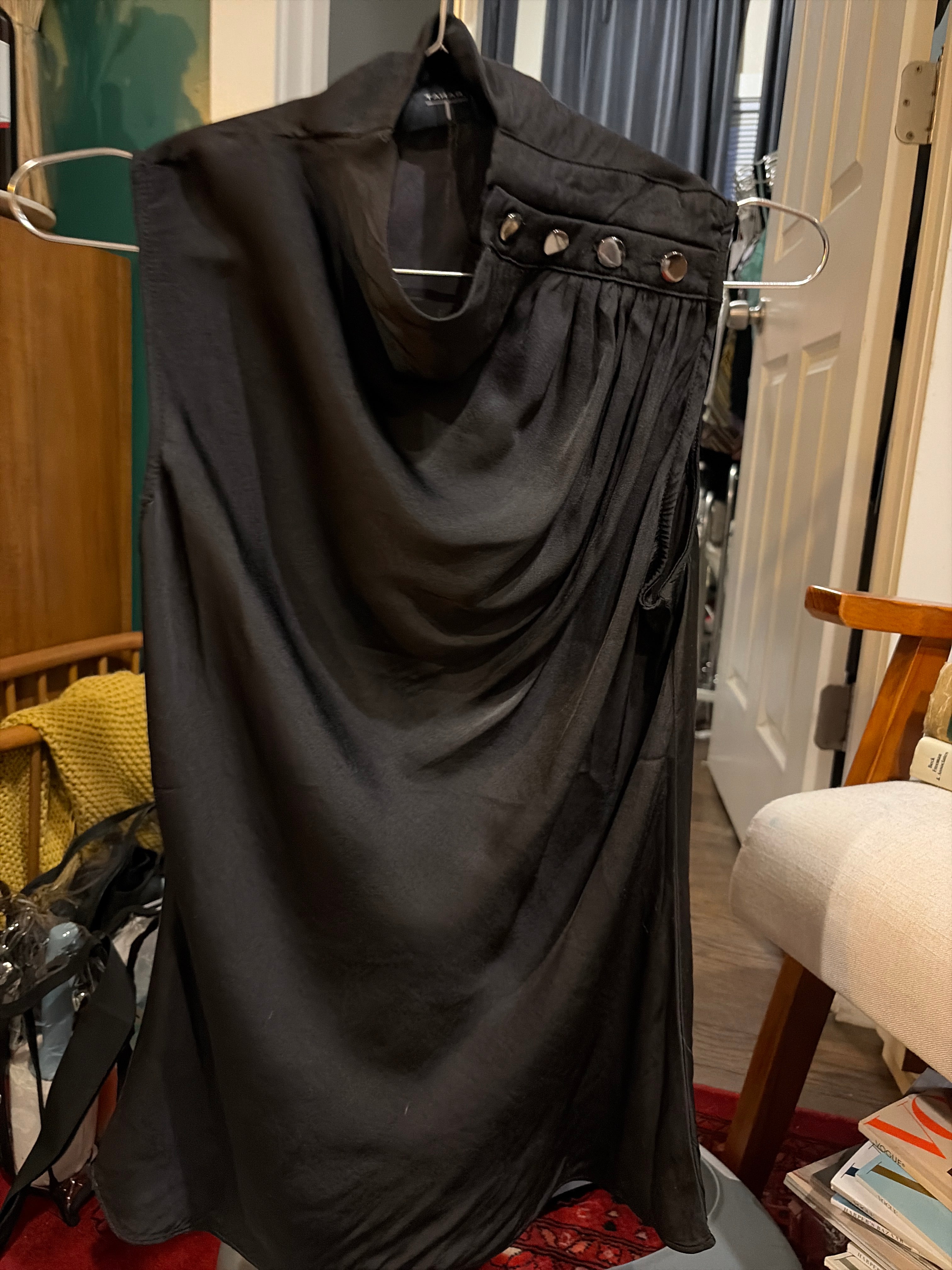 Tops - Sleeveless - Tahari