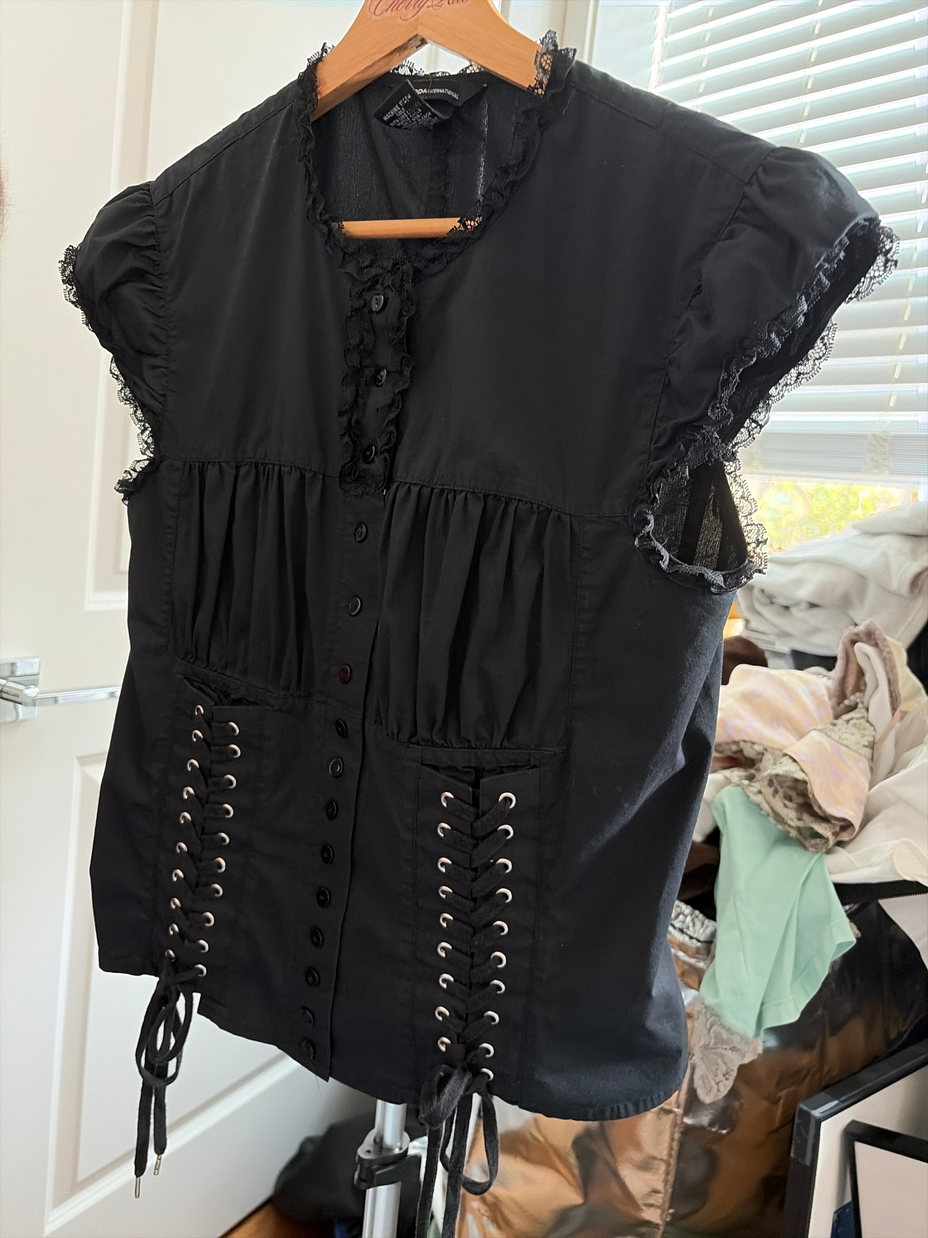 Tops - Short Sleeve - Moda INTL