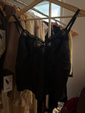 Tops - Sleeveless - VS