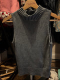 Tops - Sleeveless - Moda