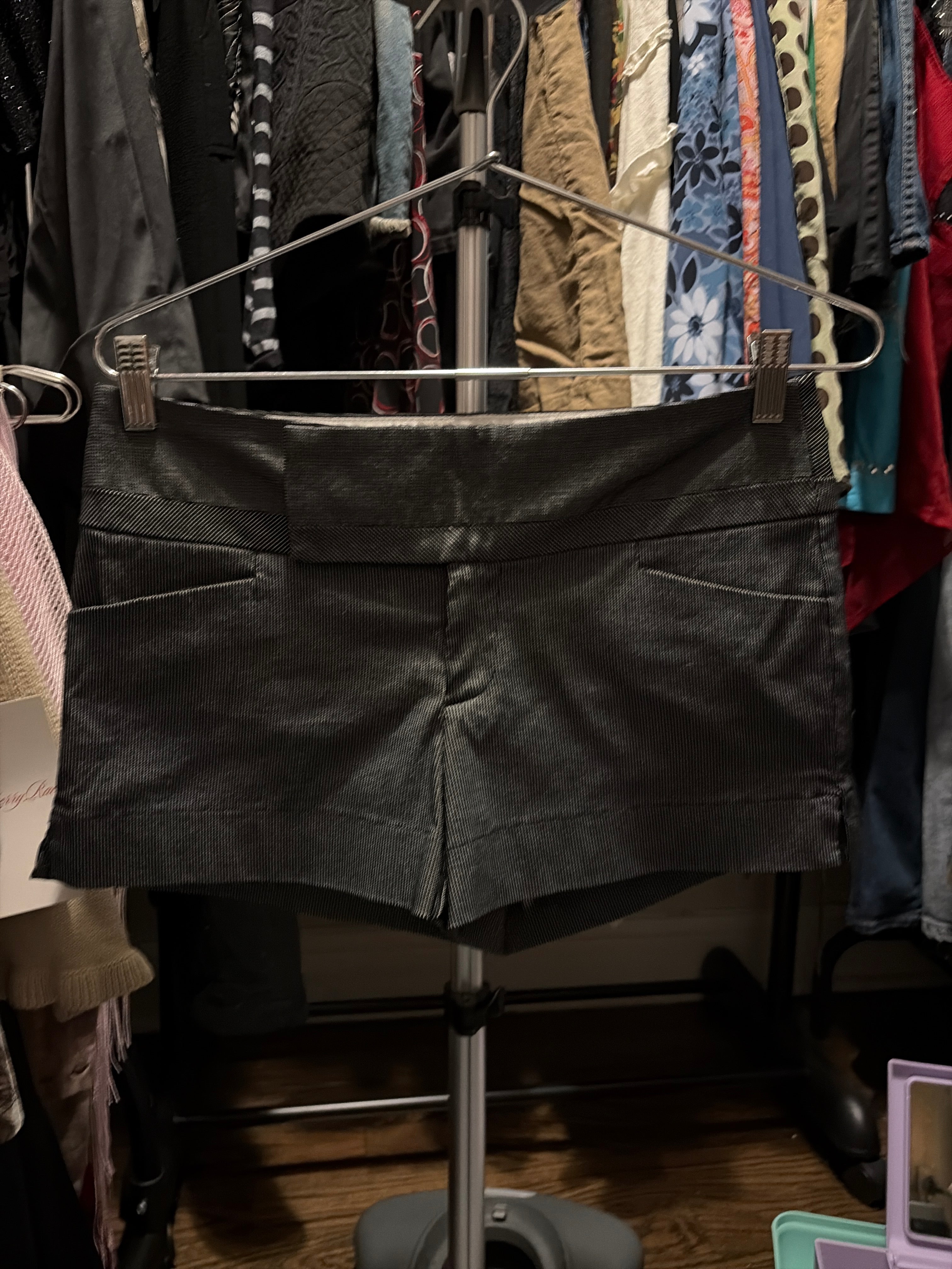 Shorts - Micro - Studio Y