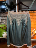 Tops - Sleeveless - Moda Intl