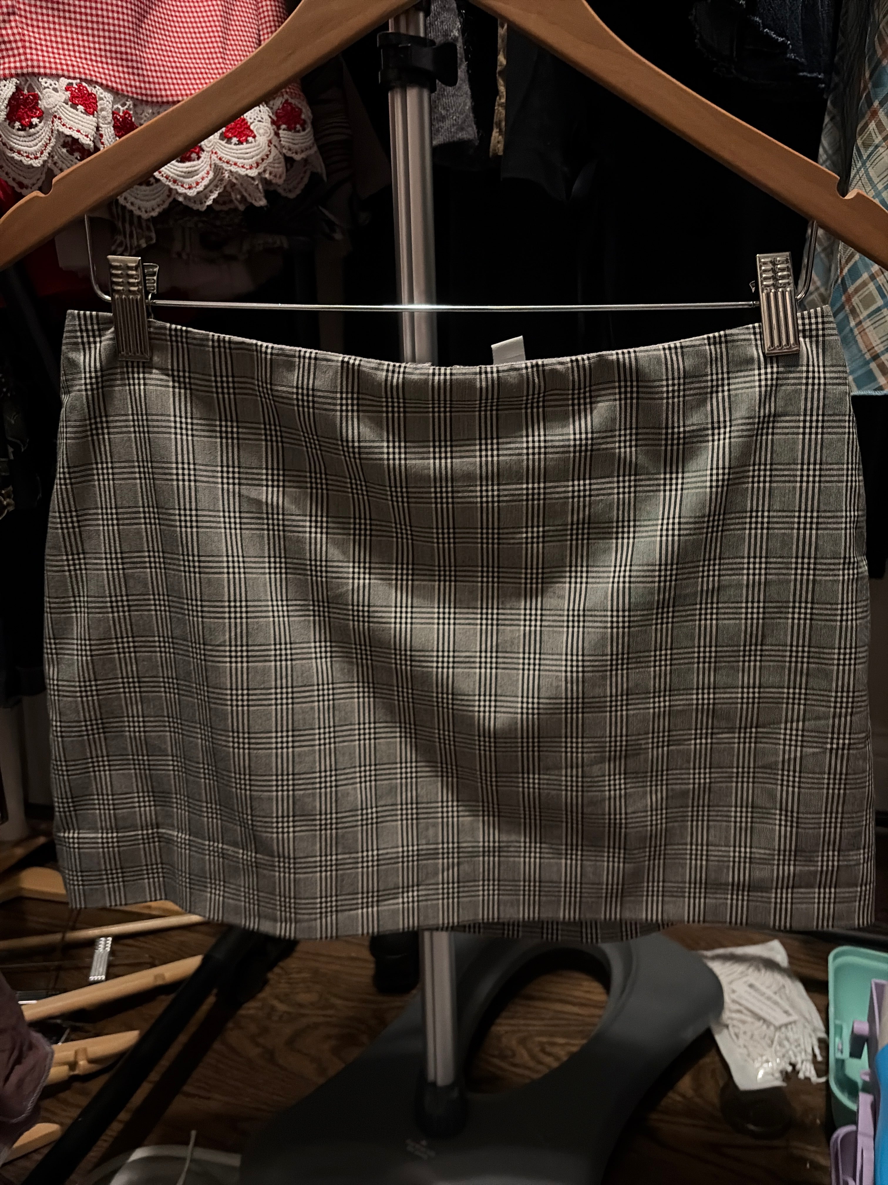 Skirts - Micro - Laundry