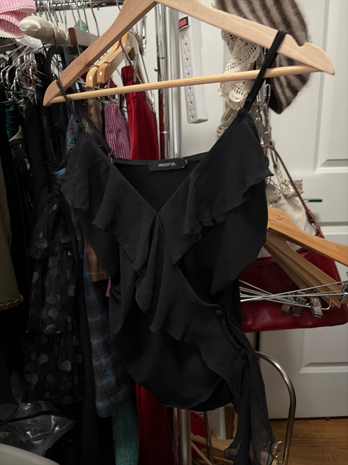 Tops - Sleeveless - Arden B