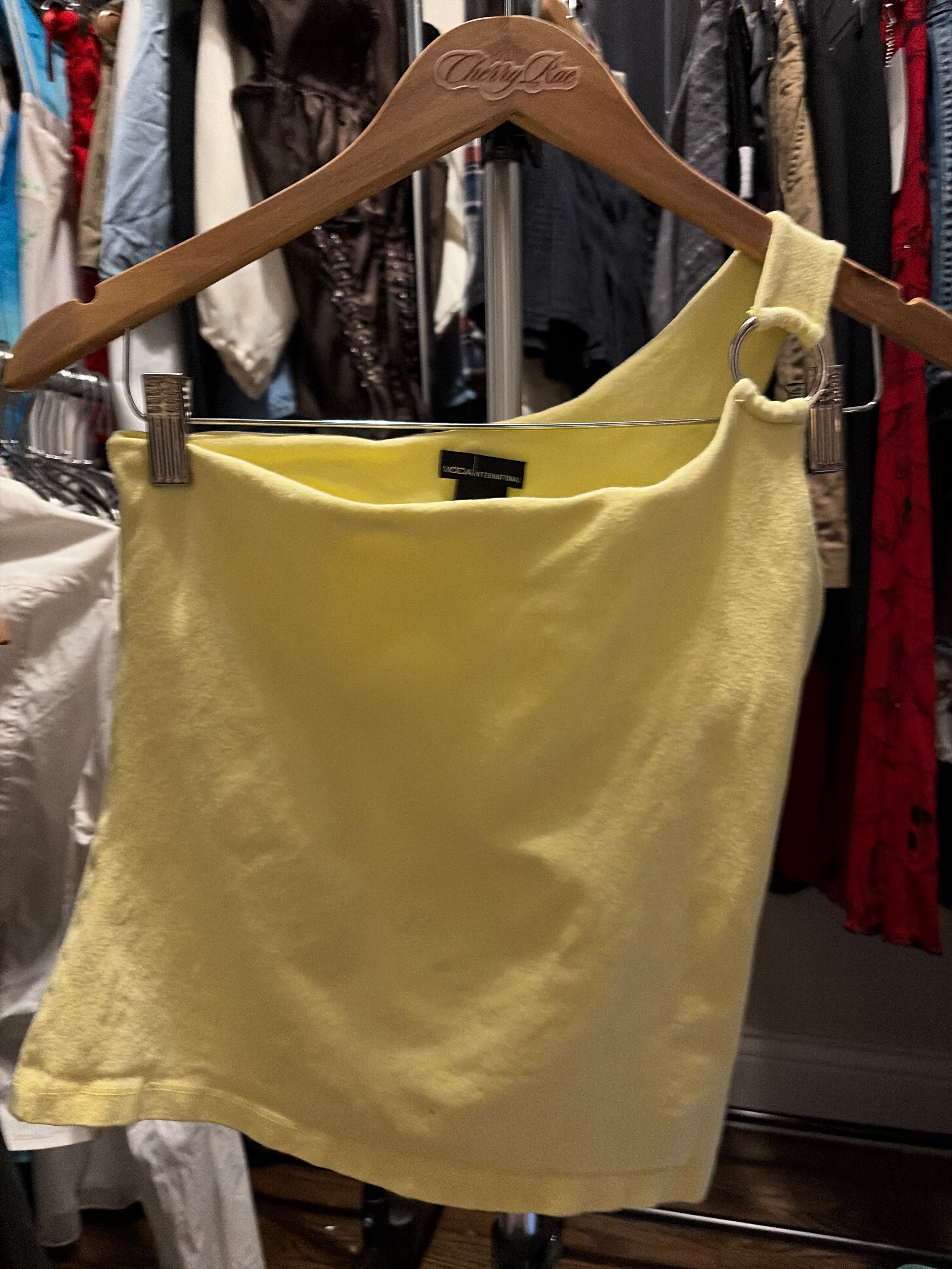 Tops - Sleeveless - Moda