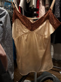 Tops - Sleeveless - Moda
