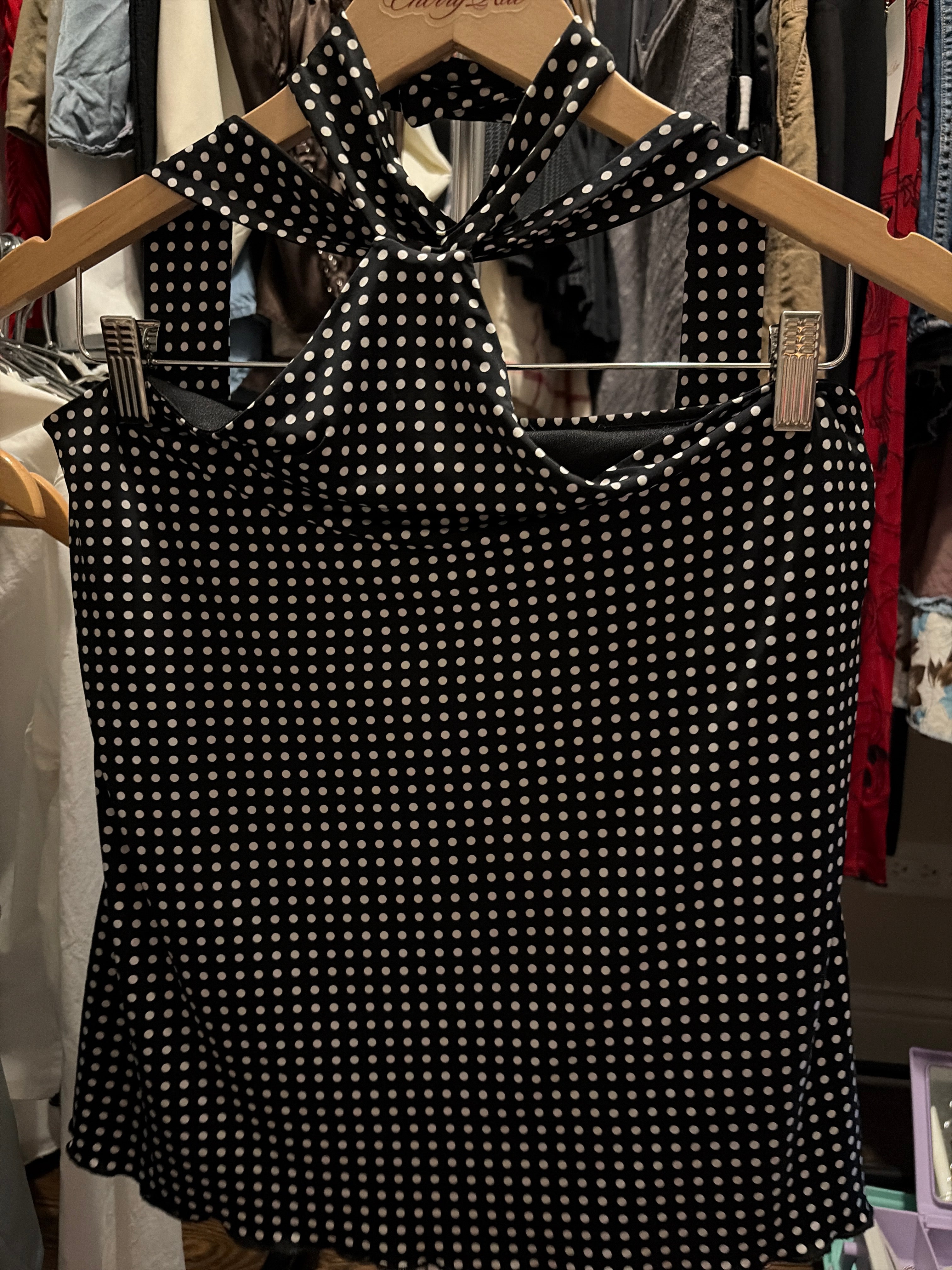 Tops - Sleeveless - Moda