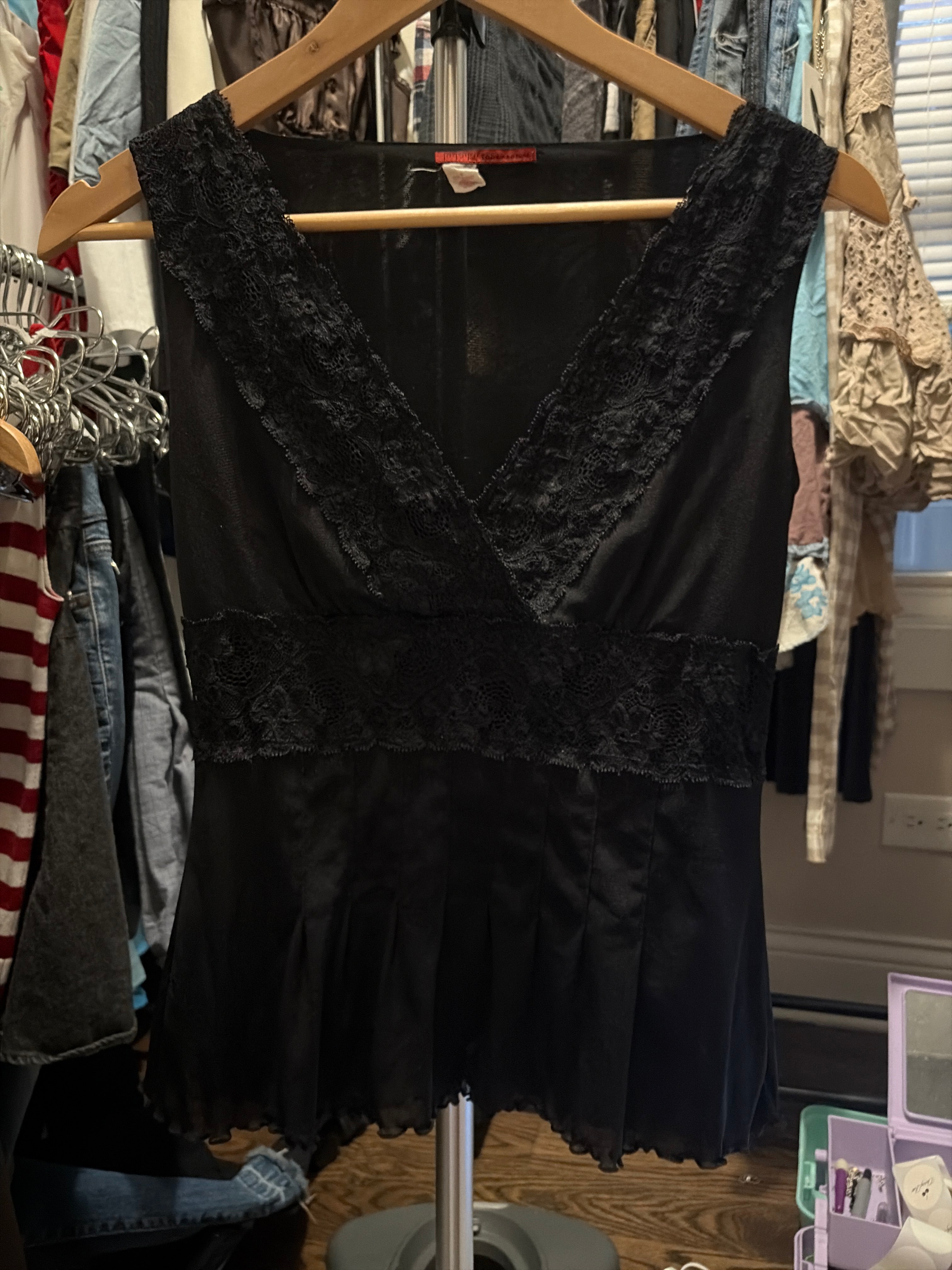 Tops - Sleeveless - Tapemeasure