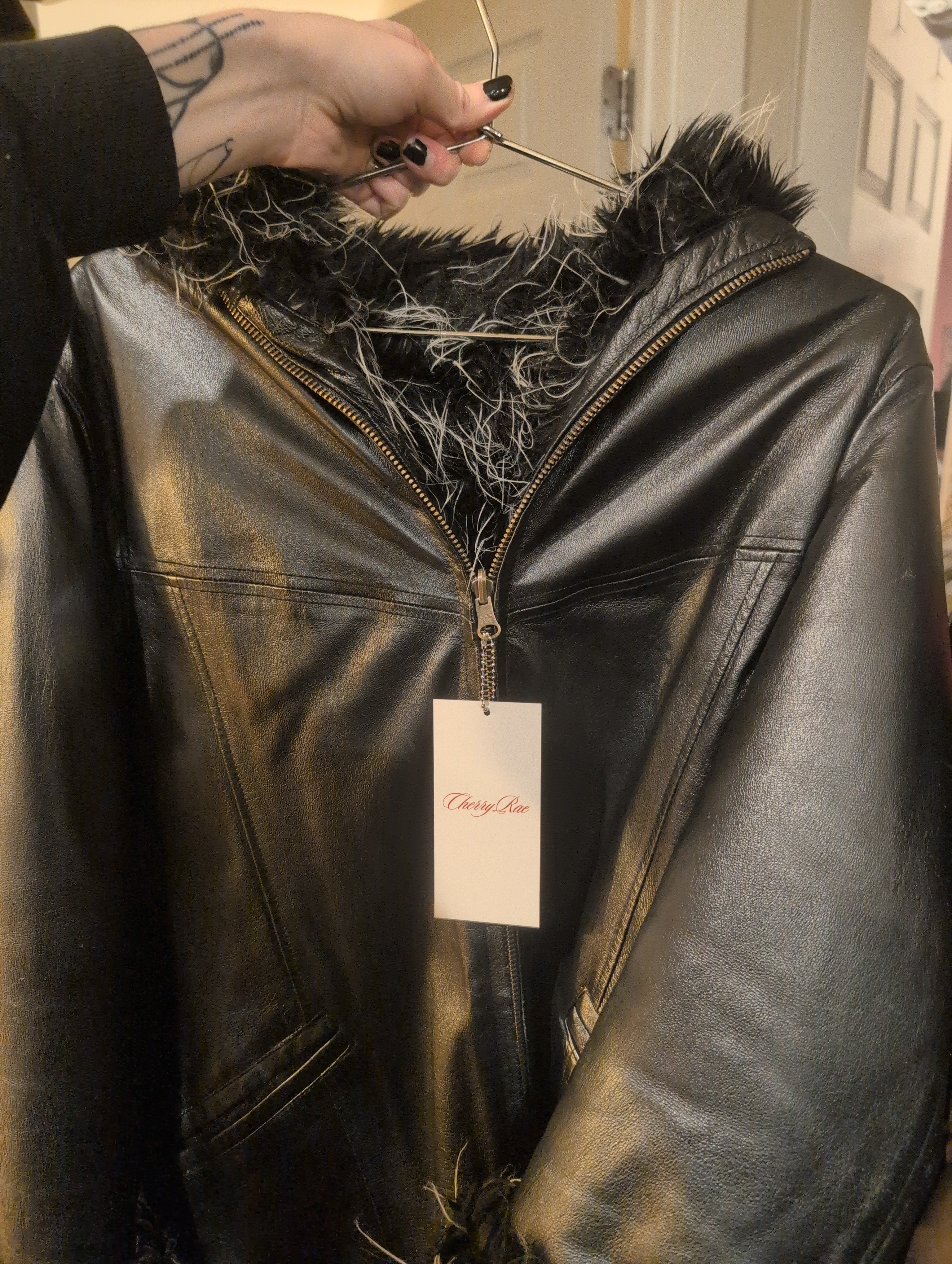Jacket - Leather (unknown brand)