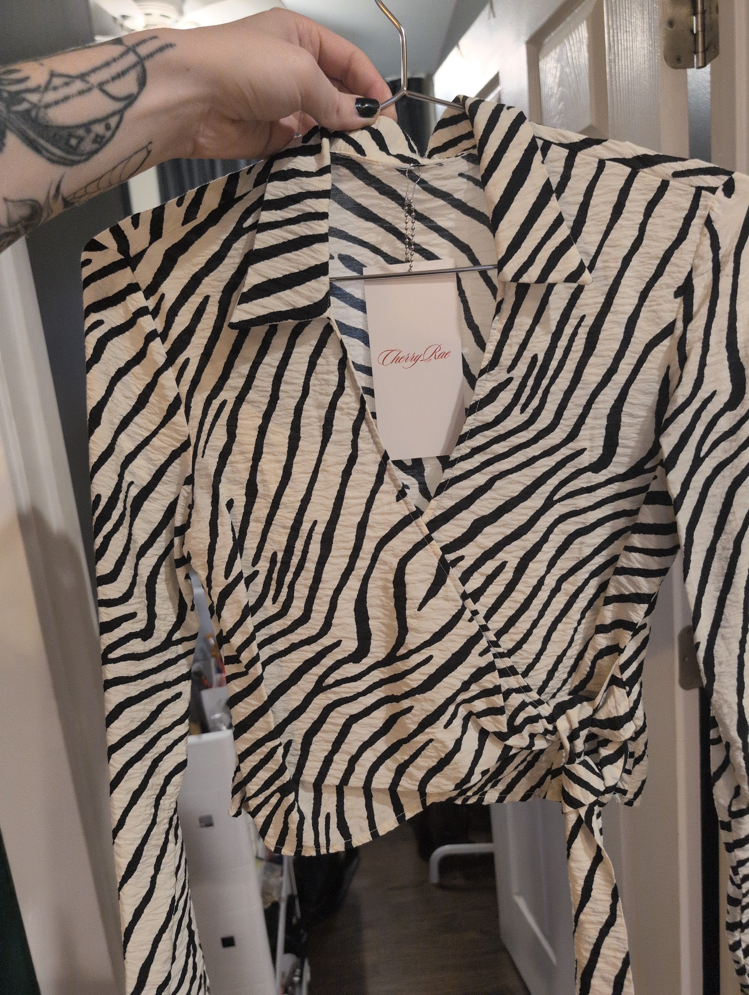 Top - (Brand Unknown)
